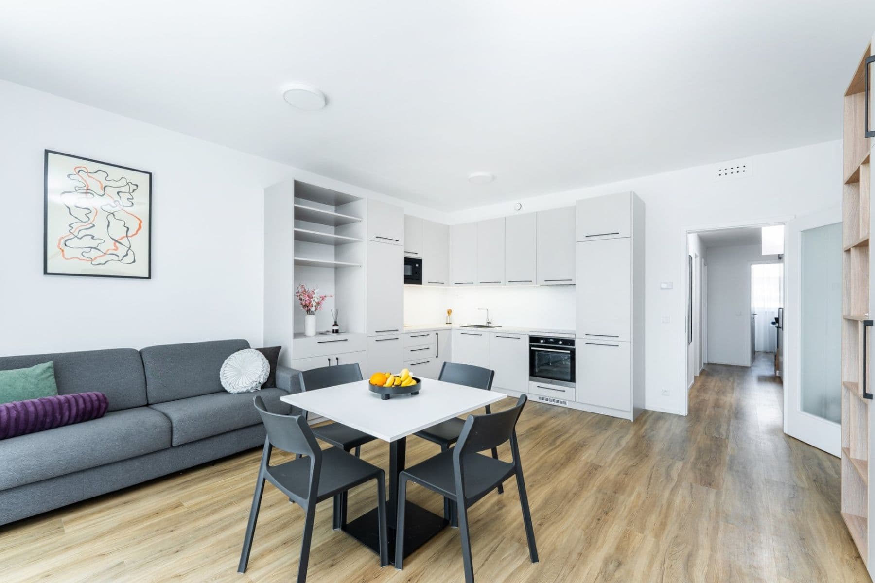 2 bedroom with open-plan kitchen flat to rent, 75 m², Odkolkova, Prague, Prague 2 bedroom with open-plan kitchen flat to rent, 75 m², Odkolkova, Prague, Prague