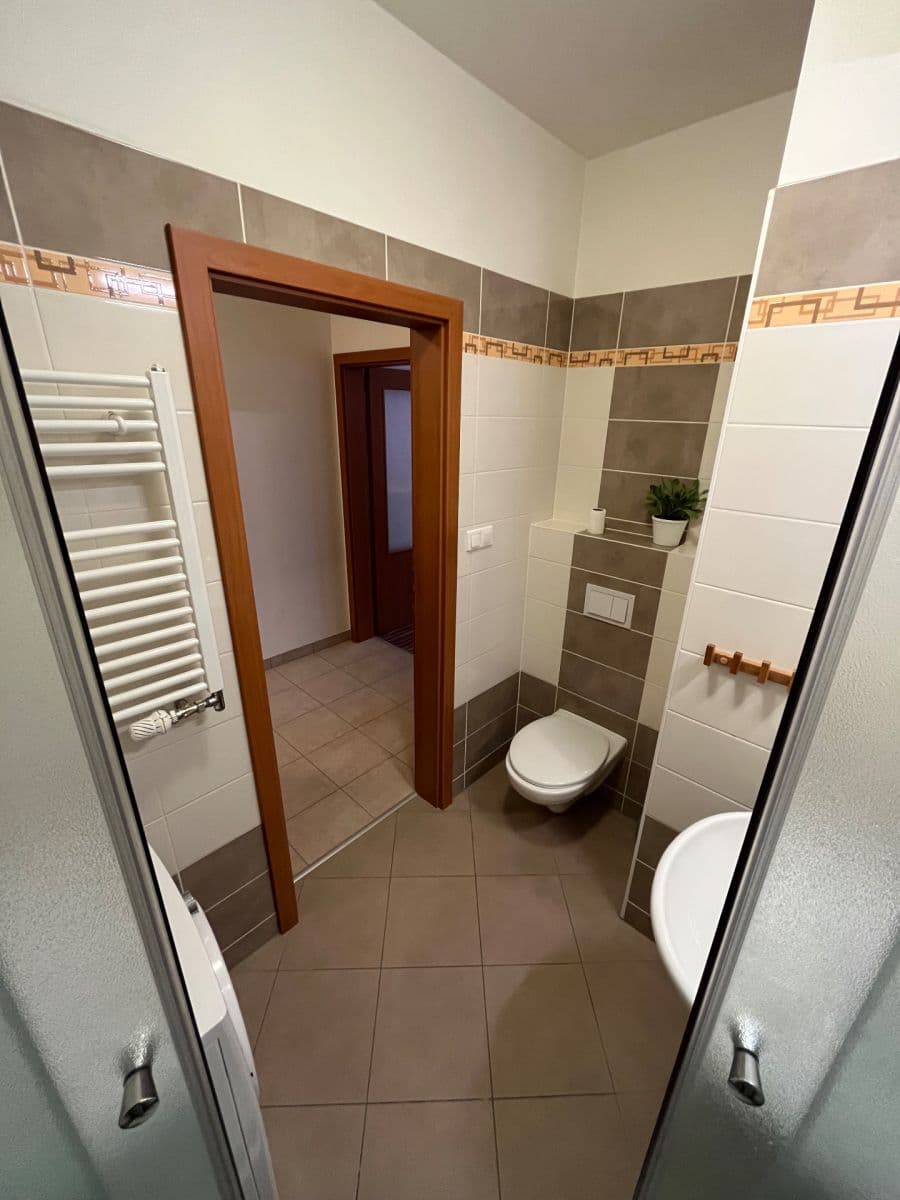 Studio flat to rent, 33 m², Davidovičova, Prague, Prague Studio flat to rent, 33 m², Davidovičova, Prague, Prague