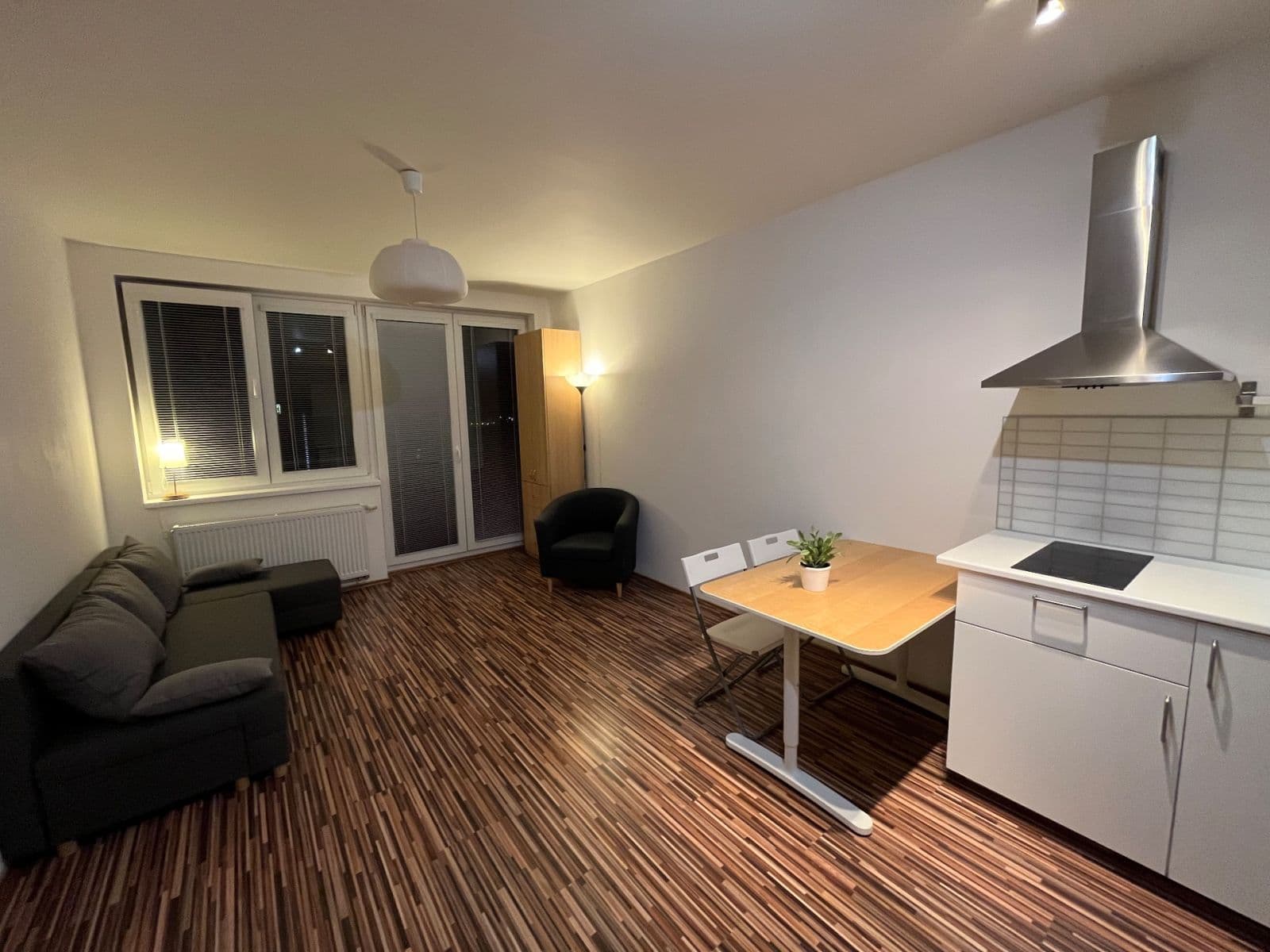 Studio flat to rent, 33 m², Davidovičova, Prague, Prague Studio flat to rent, 33 m², Davidovičova, Prague, Prague