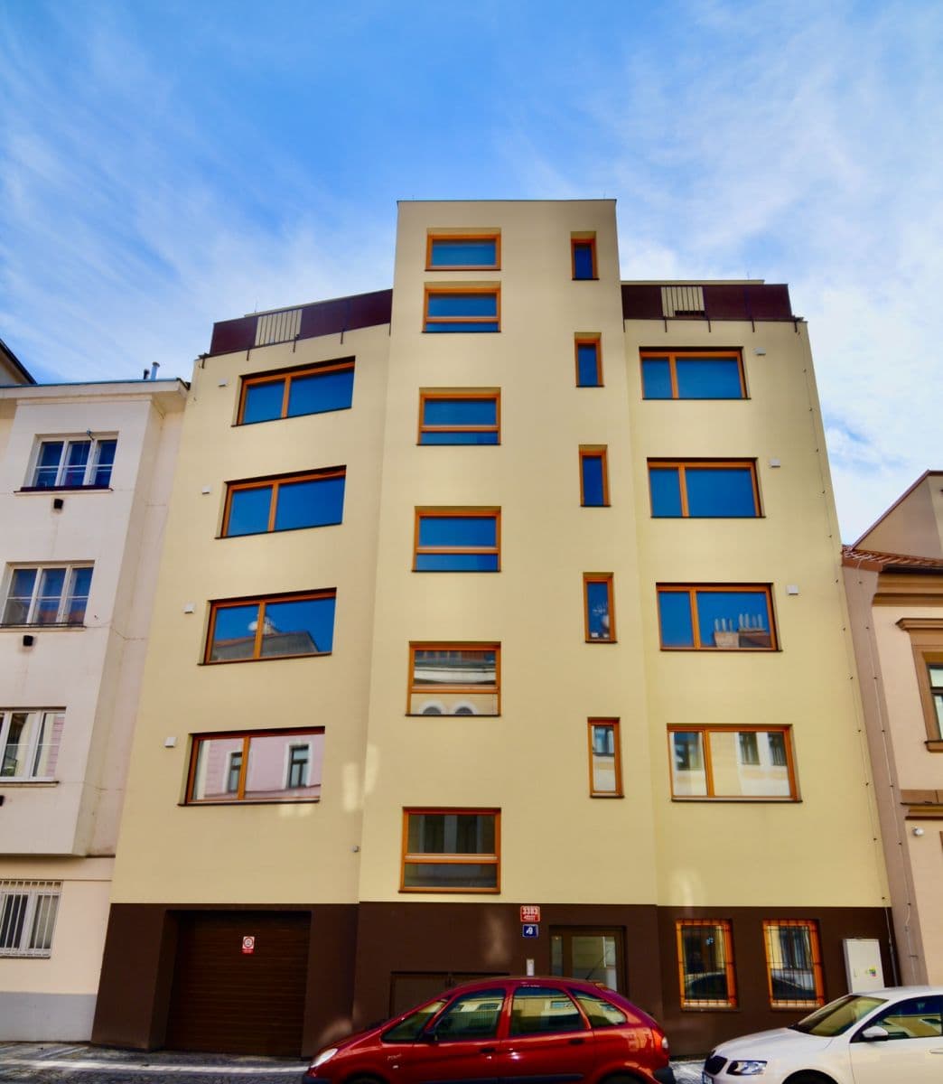 1 bedroom with open-plan kitchen flat for sale, 61 m², Na Neklance, Prague, Prague 1 bedroom with open-plan kitchen flat for sale, 61 m², Na Neklance, Prague, Prague