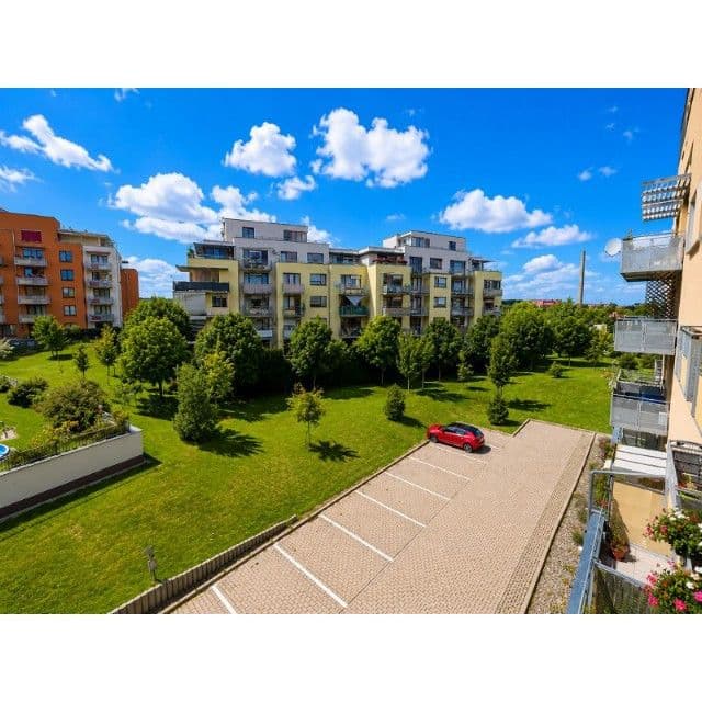 1 bedroom with open-plan kitchen flat to rent, 50 m², Bermanova, Prague, Prague 1 bedroom with open-plan kitchen flat to rent, 50 m², Bermanova, Prague, Prague