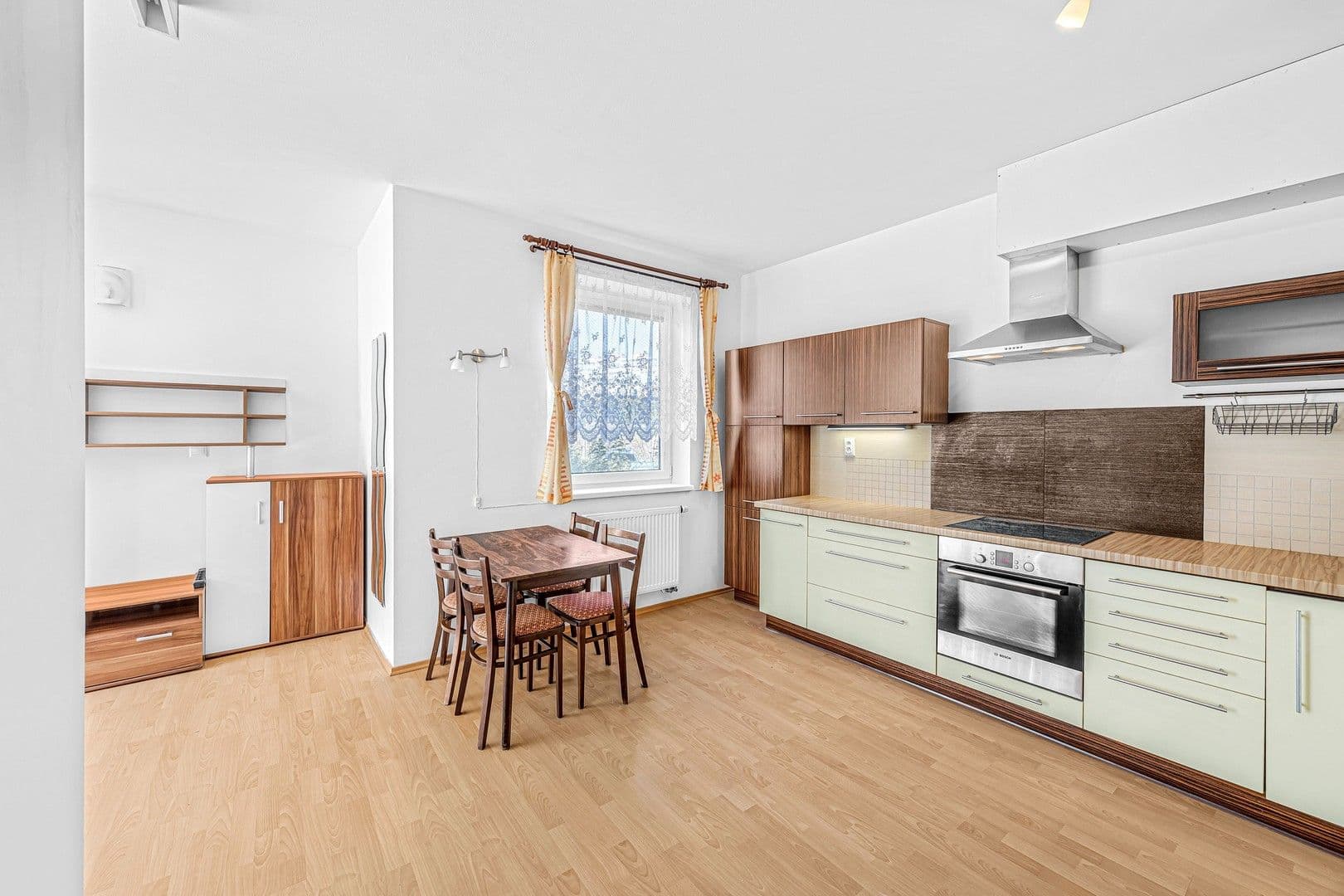 1 bedroom with open-plan kitchen flat to rent, 63 m², Wiesenthalova, Prague, Prague 1 bedroom with open-plan kitchen flat to rent, 63 m², Wiesenthalova, Prague, Prague
