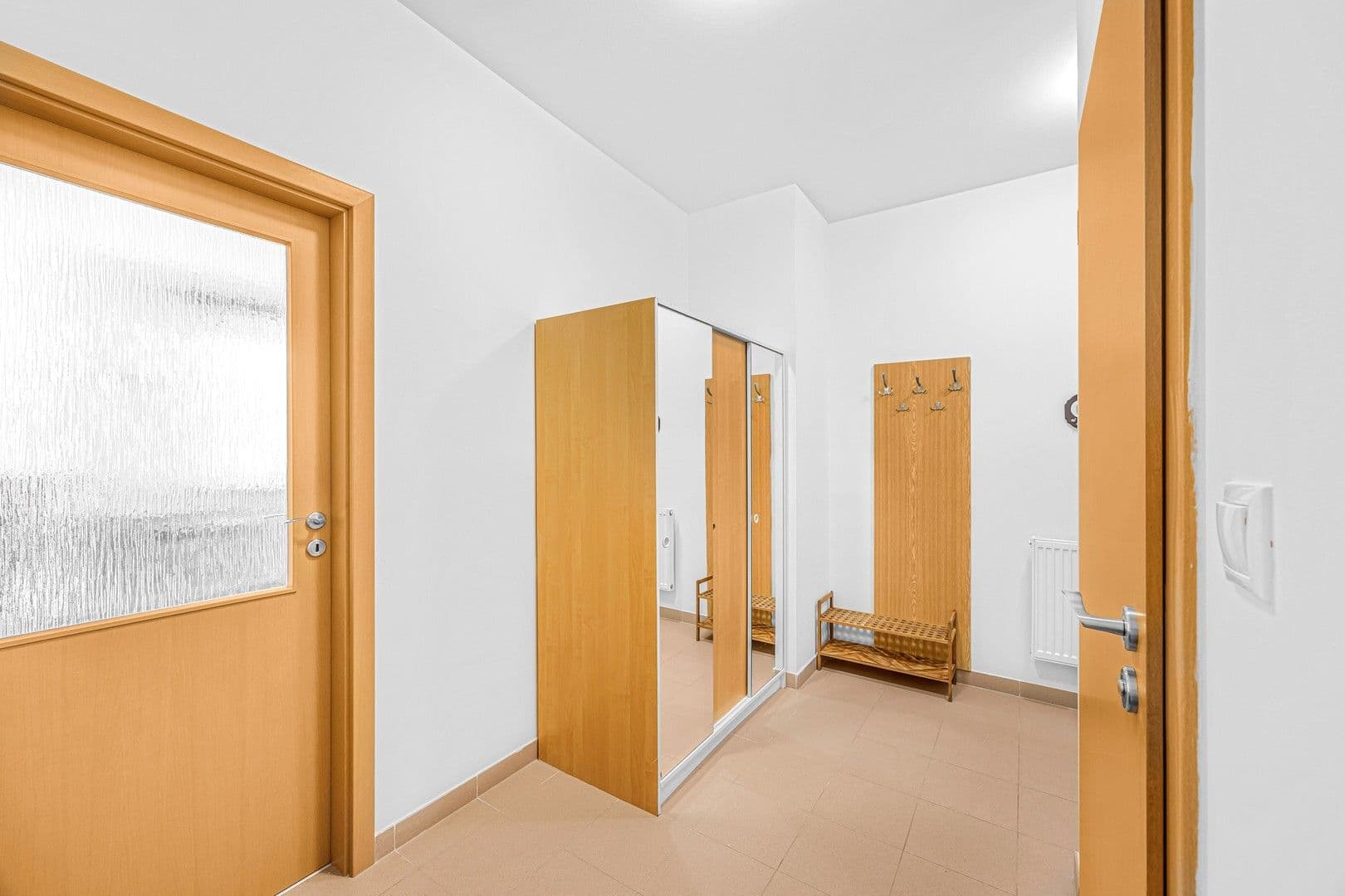 1 bedroom with open-plan kitchen flat to rent, 63 m², Wiesenthalova, Prague, Prague 1 bedroom with open-plan kitchen flat to rent, 63 m², Wiesenthalova, Prague, Prague