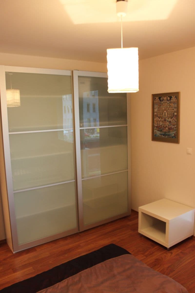 1 bedroom with open-plan kitchen flat to rent, 49 m², Babická, Prague, Prague 1 bedroom with open-plan kitchen flat to rent, 49 m², Babická, Prague, Prague