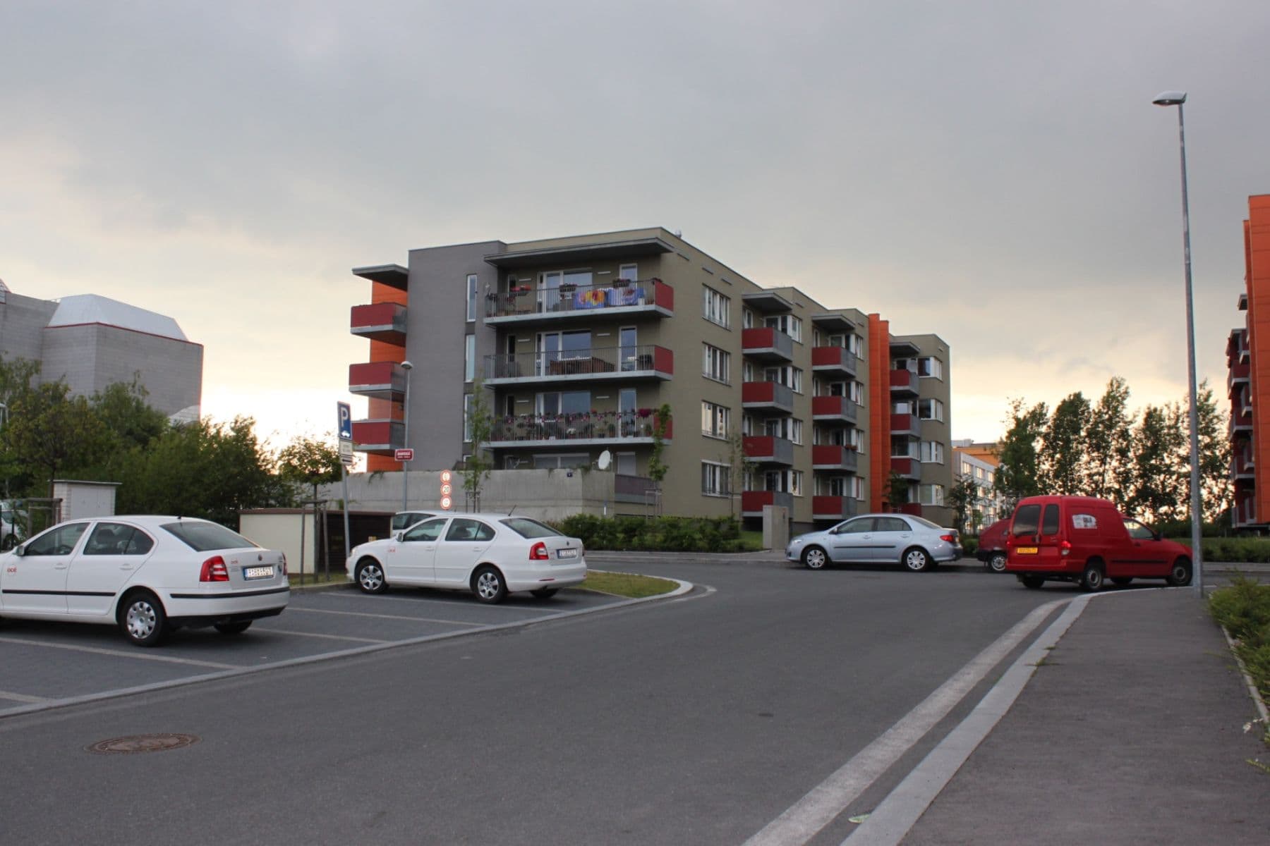 1 bedroom with open-plan kitchen flat to rent, 49 m², Babická, Prague, Prague 1 bedroom with open-plan kitchen flat to rent, 49 m², Babická, Prague, Prague