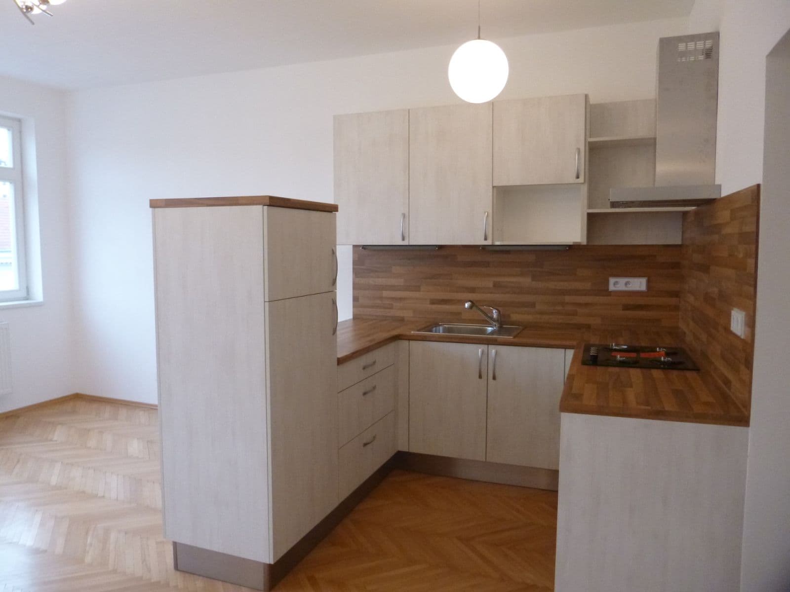 1 bedroom with open-plan kitchen flat to rent, 60 m², Bělohorská, Prague, Prague 1 bedroom with open-plan kitchen flat to rent, 60 m², Bělohorská, Prague, Prague