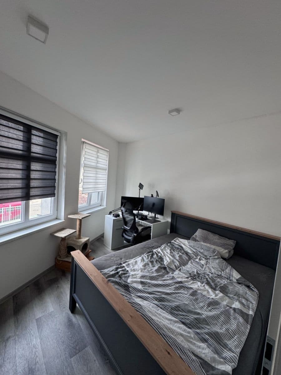1 bedroom with open-plan kitchen flat to rent, 40 m², V Pastvinách, Liberec, Liberecký Region 1 bedroom with open-plan kitchen flat to rent, 40 m², V Pastvinách, Liberec, Liberecký Region