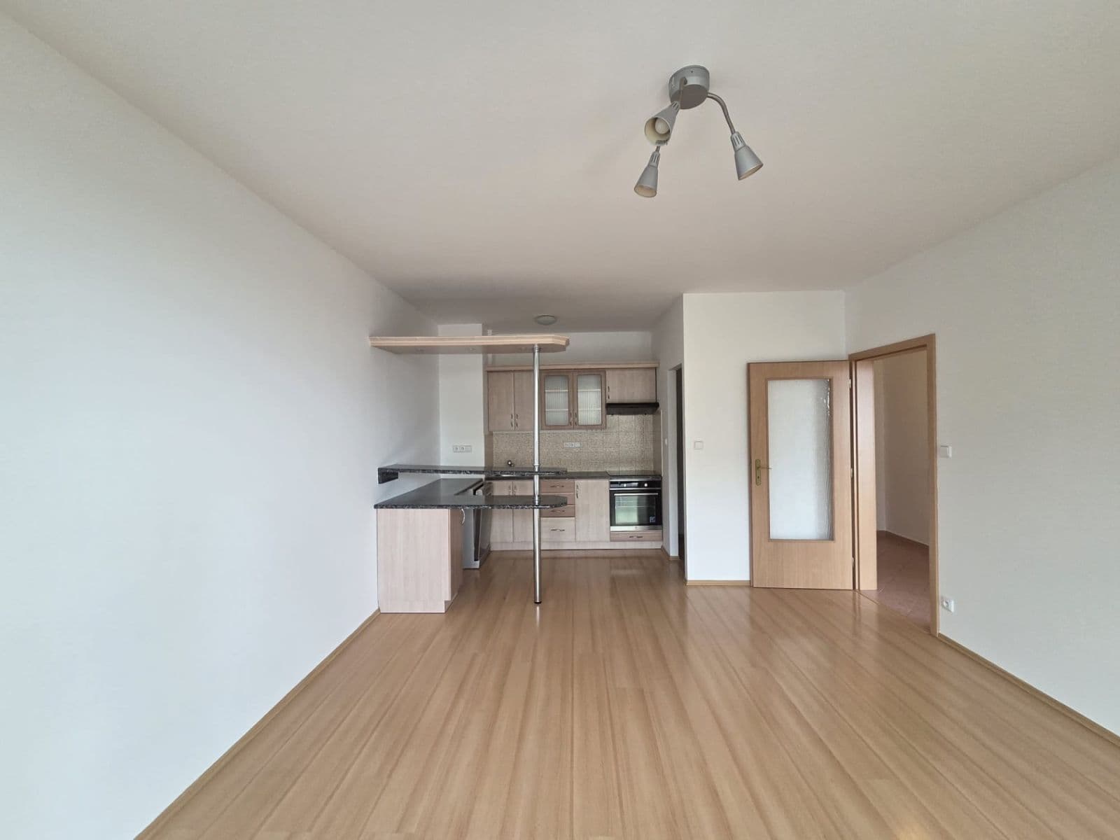 1 bedroom with open-plan kitchen flat to rent, 45 m², Werichova, Prague, Prague 1 bedroom with open-plan kitchen flat to rent, 45 m², Werichova, Prague, Prague