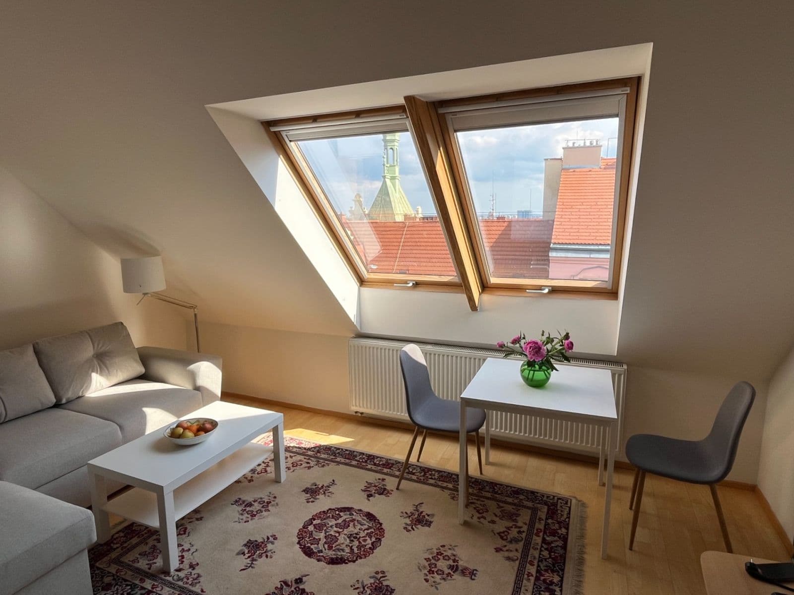 1 bedroom with open-plan kitchen flat to rent, 54 m², Lužická, Prague, Prague 1 bedroom with open-plan kitchen flat to rent, 54 m², Lužická, Prague, Prague