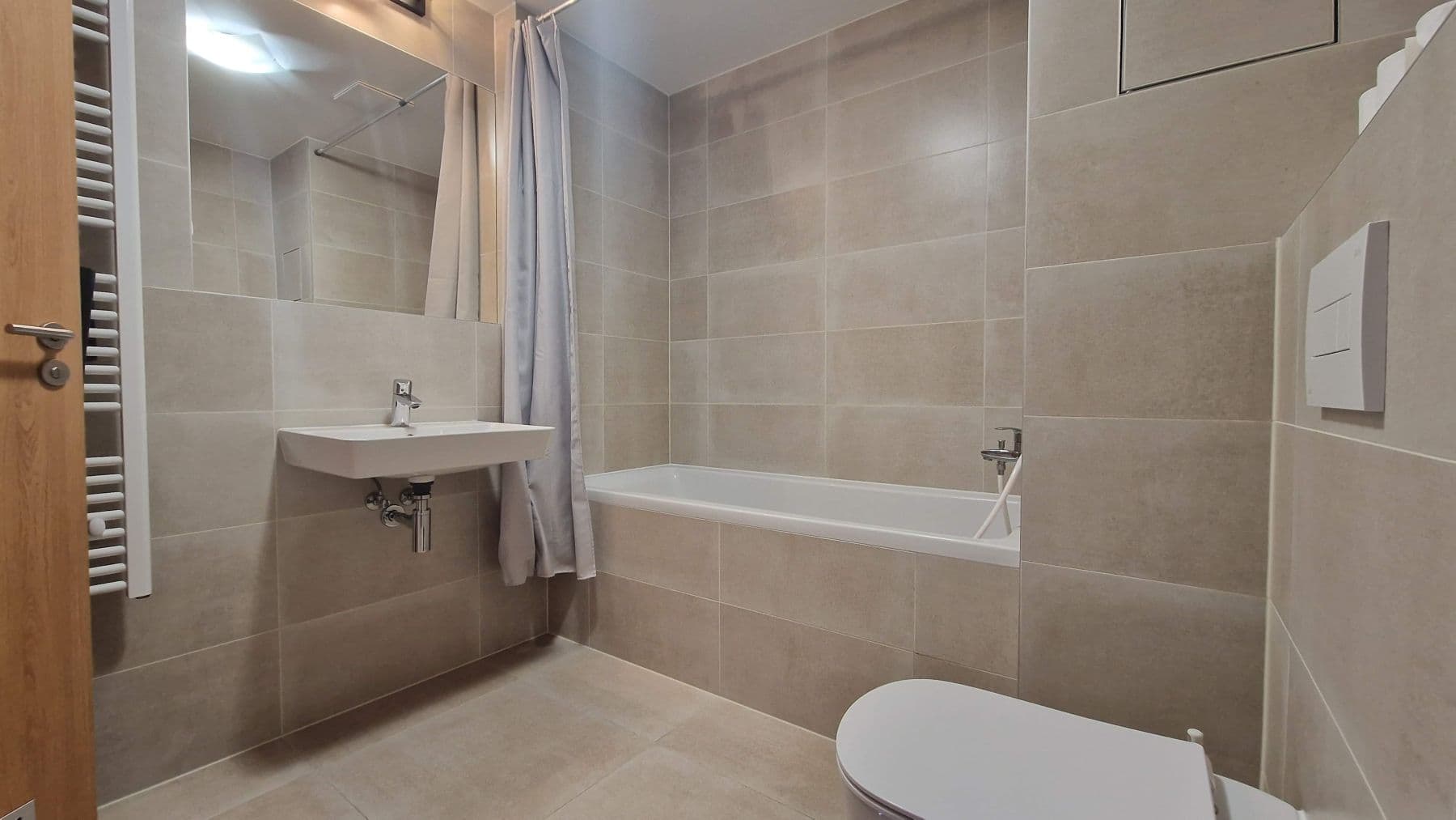 1 bedroom with open-plan kitchen flat to rent, 53 m², Waltariho, Prague, Prague 1 bedroom with open-plan kitchen flat to rent, 53 m², Waltariho, Prague, Prague