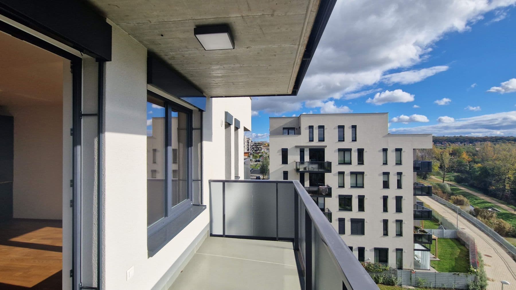 1 bedroom with open-plan kitchen flat to rent, 53 m², Waltariho, Prague, Prague 1 bedroom with open-plan kitchen flat to rent, 53 m², Waltariho, Prague, Prague