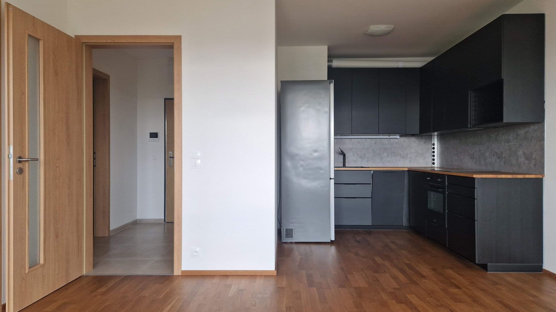 1 bedroom with open-plan kitchen flat to rent, 53 m², Waltariho, Prague, Prague 1 bedroom with open-plan kitchen flat to rent, 53 m², Waltariho, Prague, Prague