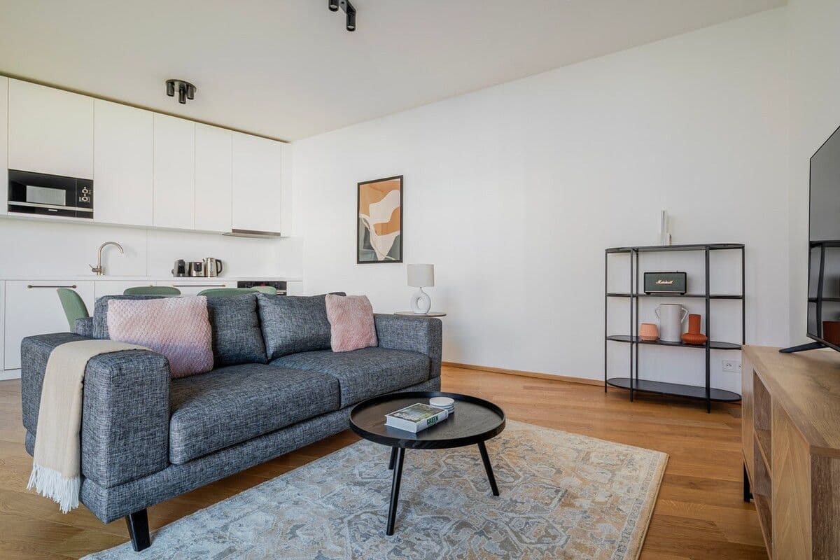flat to rent, 56 m², Komunardů, Prague, Prague flat to rent, 56 m², Komunardů, Prague, Prague