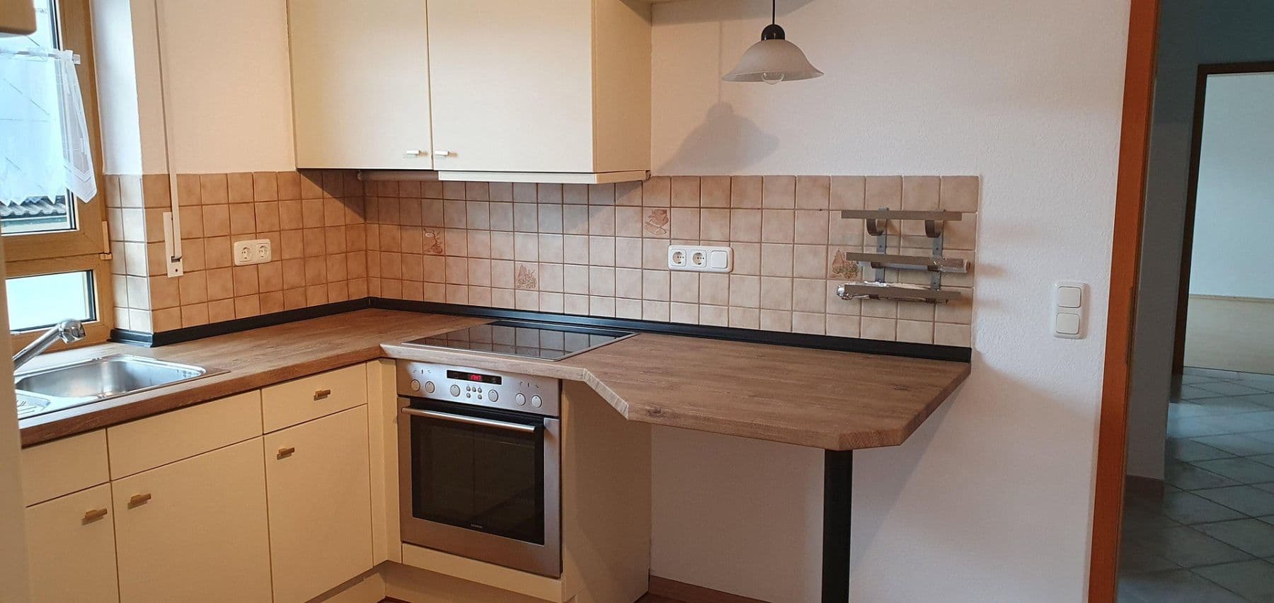 4 bedroom flat to rent, 145 m², Hirschaid, Bavaria 4 bedroom flat to rent, 145 m², Hirschaid, Bavaria