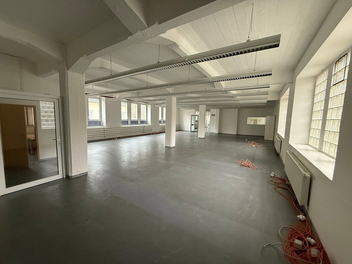 non-residential property to rent, 1,348 m², Hauptstraße 186, Waldfischbach-Burgalben, Rhineland-Palatinate non-residential property to rent, 1,348 m², Hauptstraße 186, Waldfischbach-Burgalben, Rhineland-Palatinate