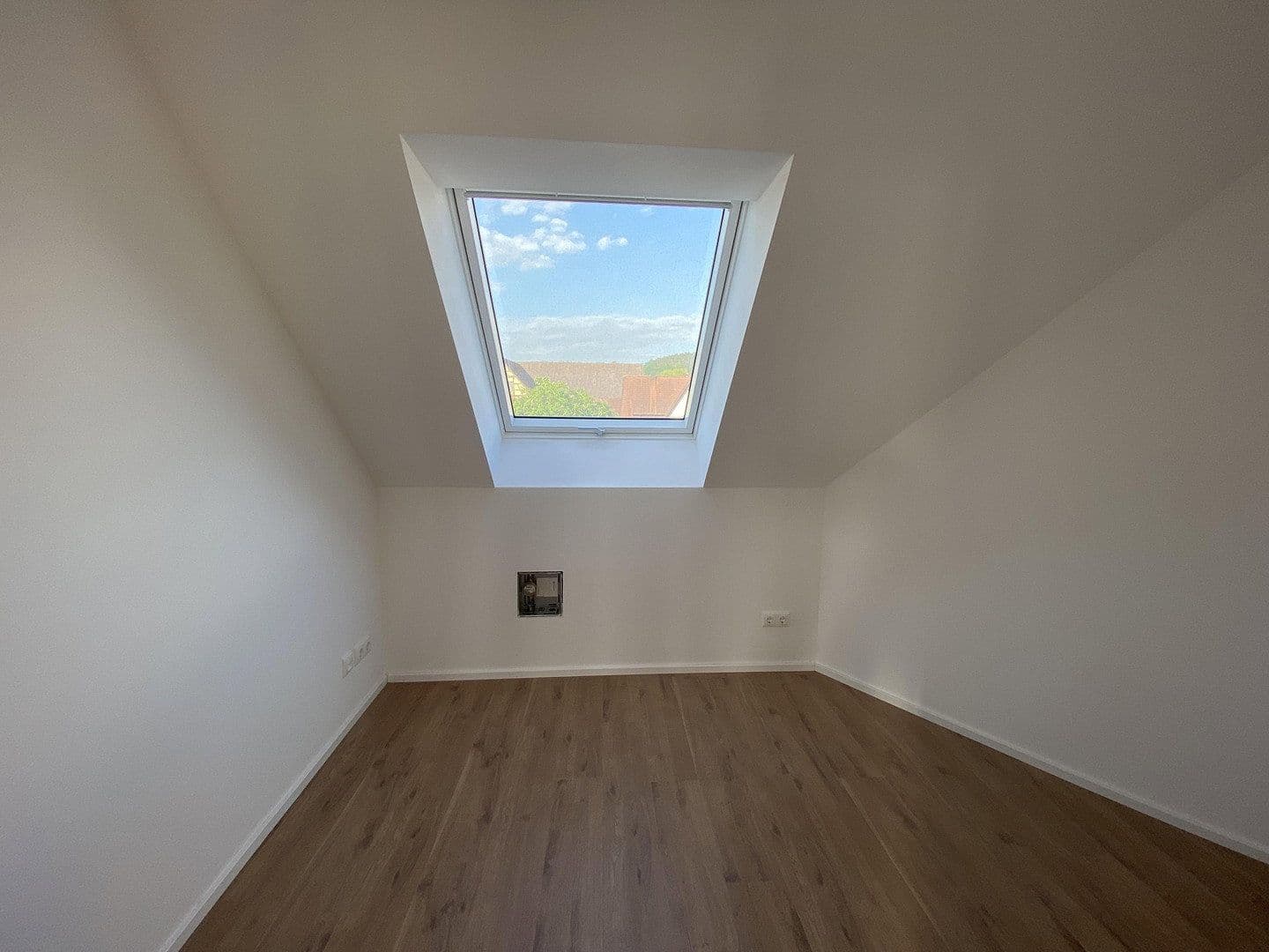 3 bedroom flat to rent, 98 m², Hetzles, Bavaria 3 bedroom flat to rent, 98 m², Hetzles, Bavaria