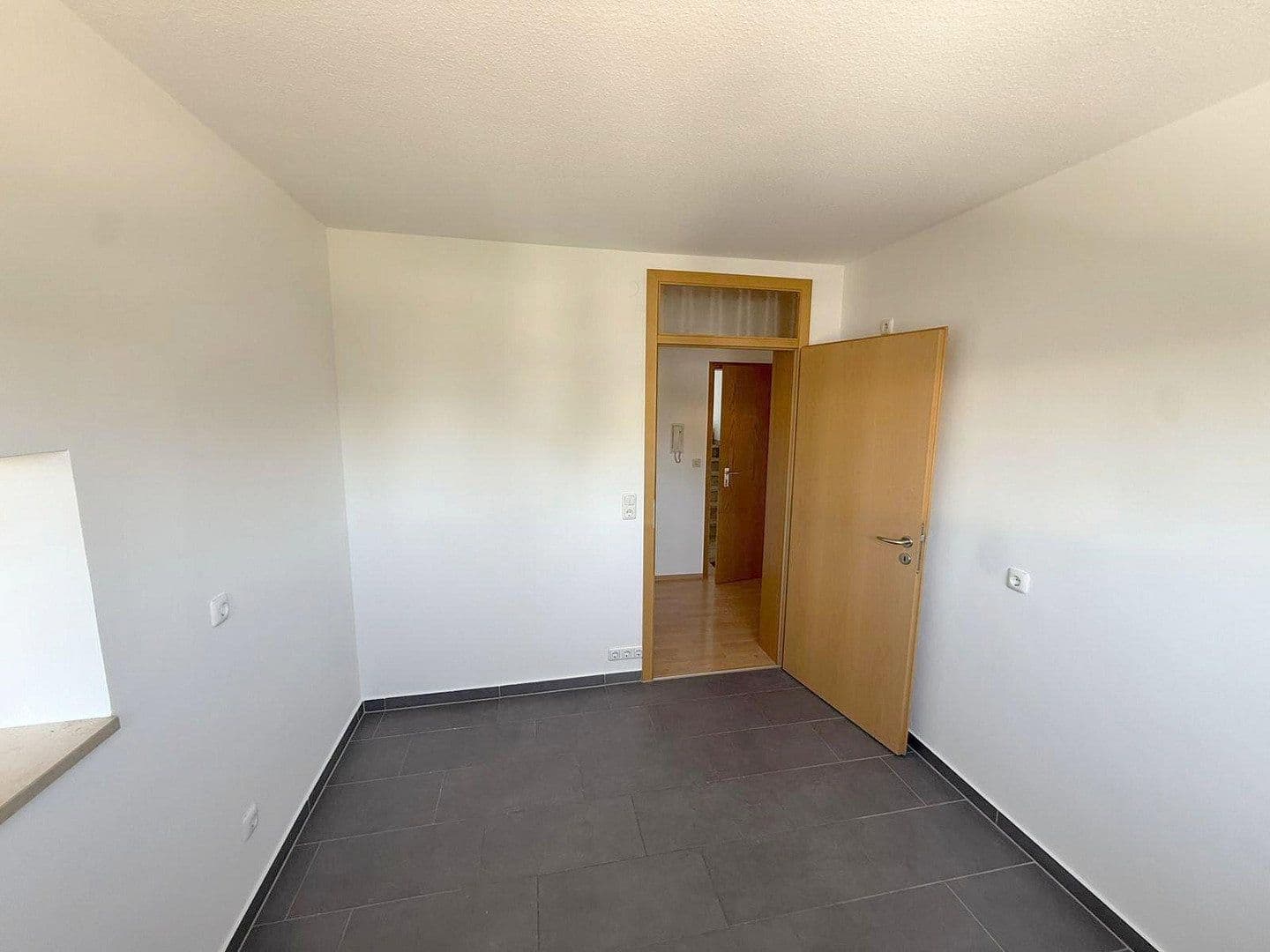 4 bedroom flat to rent, 104 m², Fürth, Bavaria 4 bedroom flat to rent, 104 m², Fürth, Bavaria