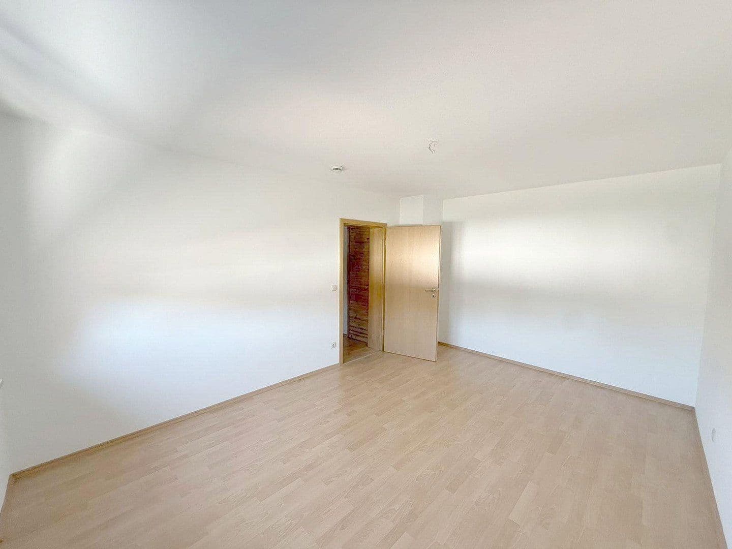 4 bedroom flat to rent, 104 m², Fürth, Bavaria 4 bedroom flat to rent, 104 m², Fürth, Bavaria