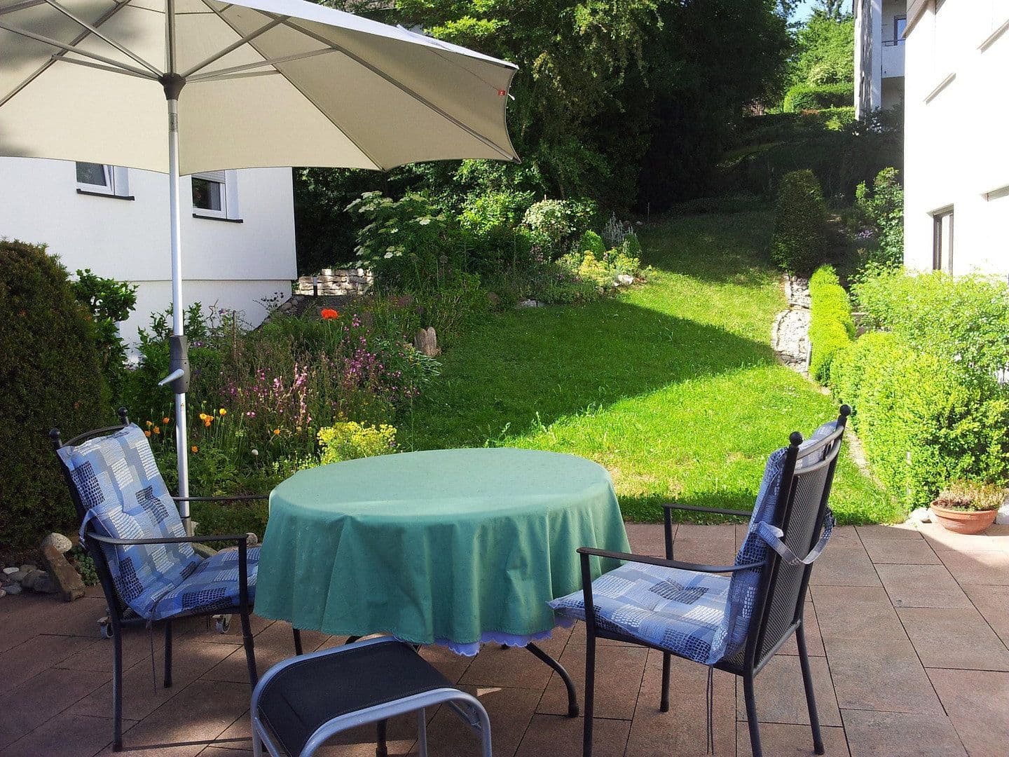 3 bedroom with open-plan kitchen flat to rent, 138 m², Stuttgart, Baden-Württemberg 3 bedroom with open-plan kitchen flat to rent, 138 m², Stuttgart, Baden-Württemberg