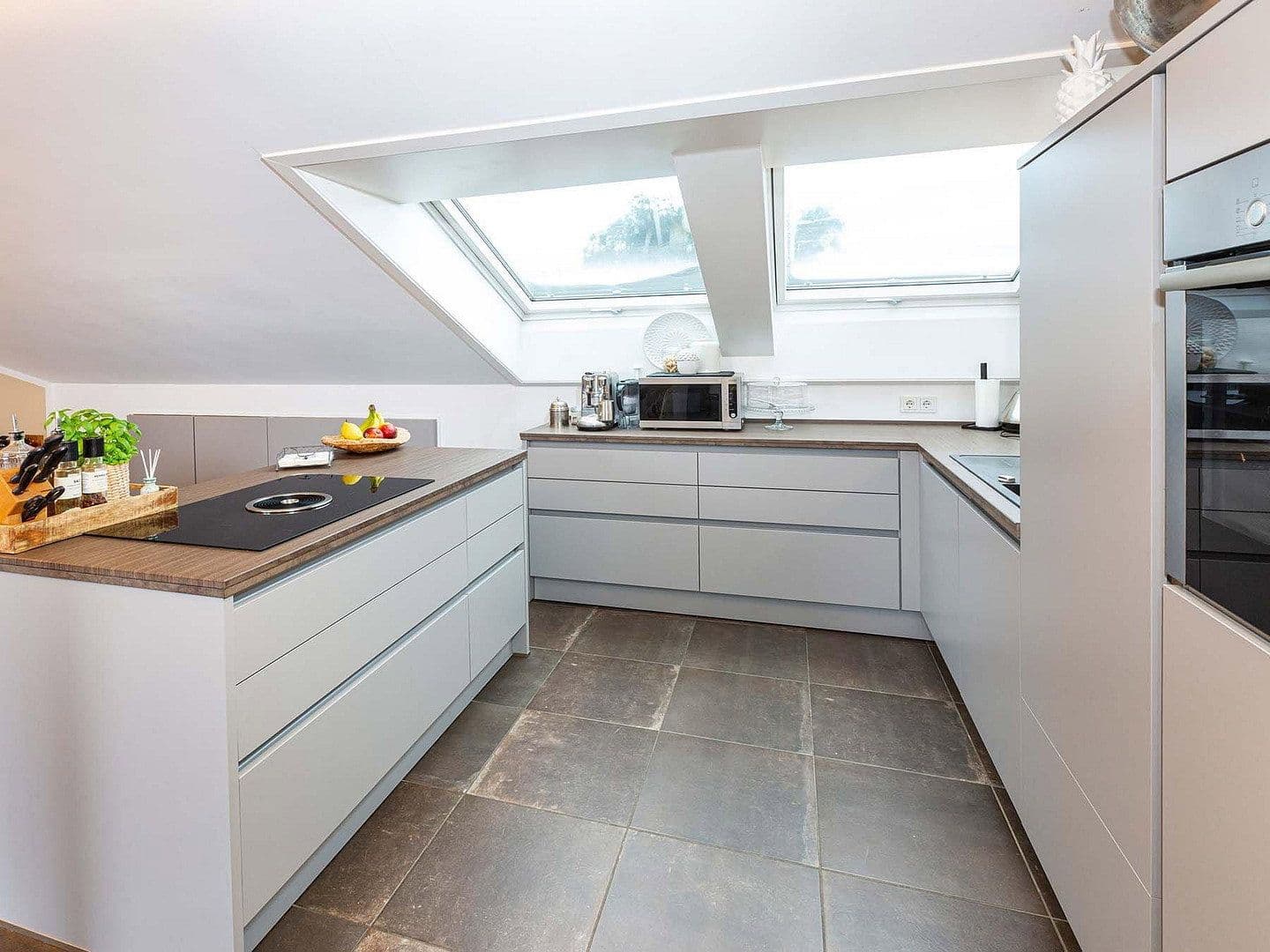 3 bedroom with open-plan kitchen flat to rent, 137 m², Mooserstrasse 16, Radolfzell am Bodensee, Baden-Württemberg 3 bedroom with open-plan kitchen flat to rent, 137 m², Mooserstrasse 16, Radolfzell am Bodensee, Baden-Württemberg