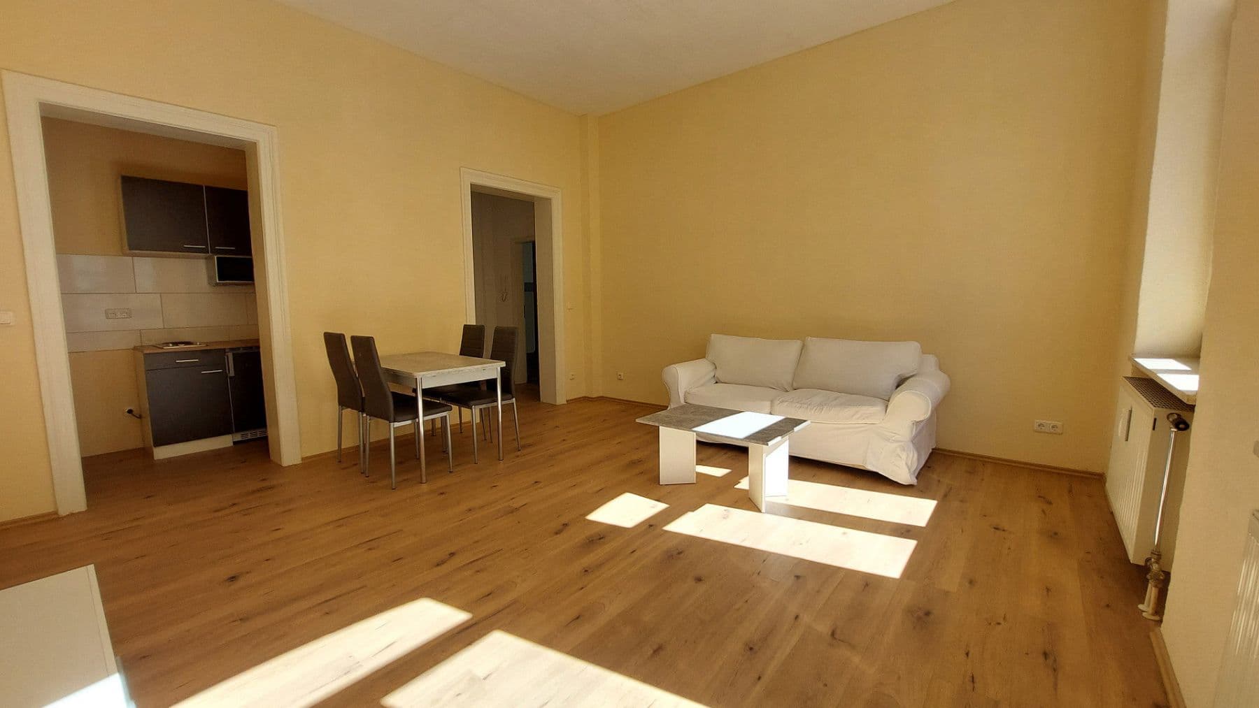 2 bedroom flat to rent, 43 m², Antonstraße 22, Plauen, Saxony 2 bedroom flat to rent, 43 m², Antonstraße 22, Plauen, Saxony