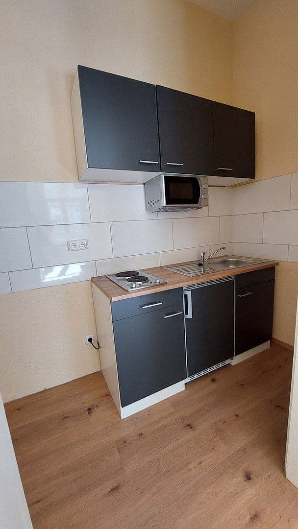 2 bedroom flat to rent, 43 m², Antonstraße 22, Plauen, Saxony 2 bedroom flat to rent, 43 m², Antonstraße 22, Plauen, Saxony