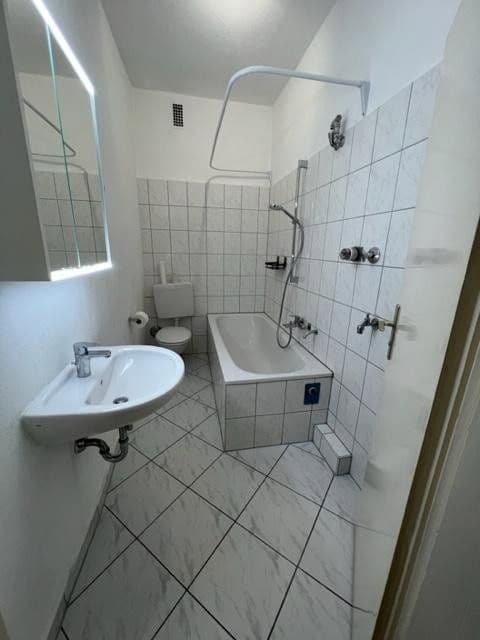 3 bedroom flat to rent, 60 m², Dörrhorststraße 19, Ludwigshafen, Rhineland-Palatinate 3 bedroom flat to rent, 60 m², Dörrhorststraße 19, Ludwigshafen, Rhineland-Palatinate