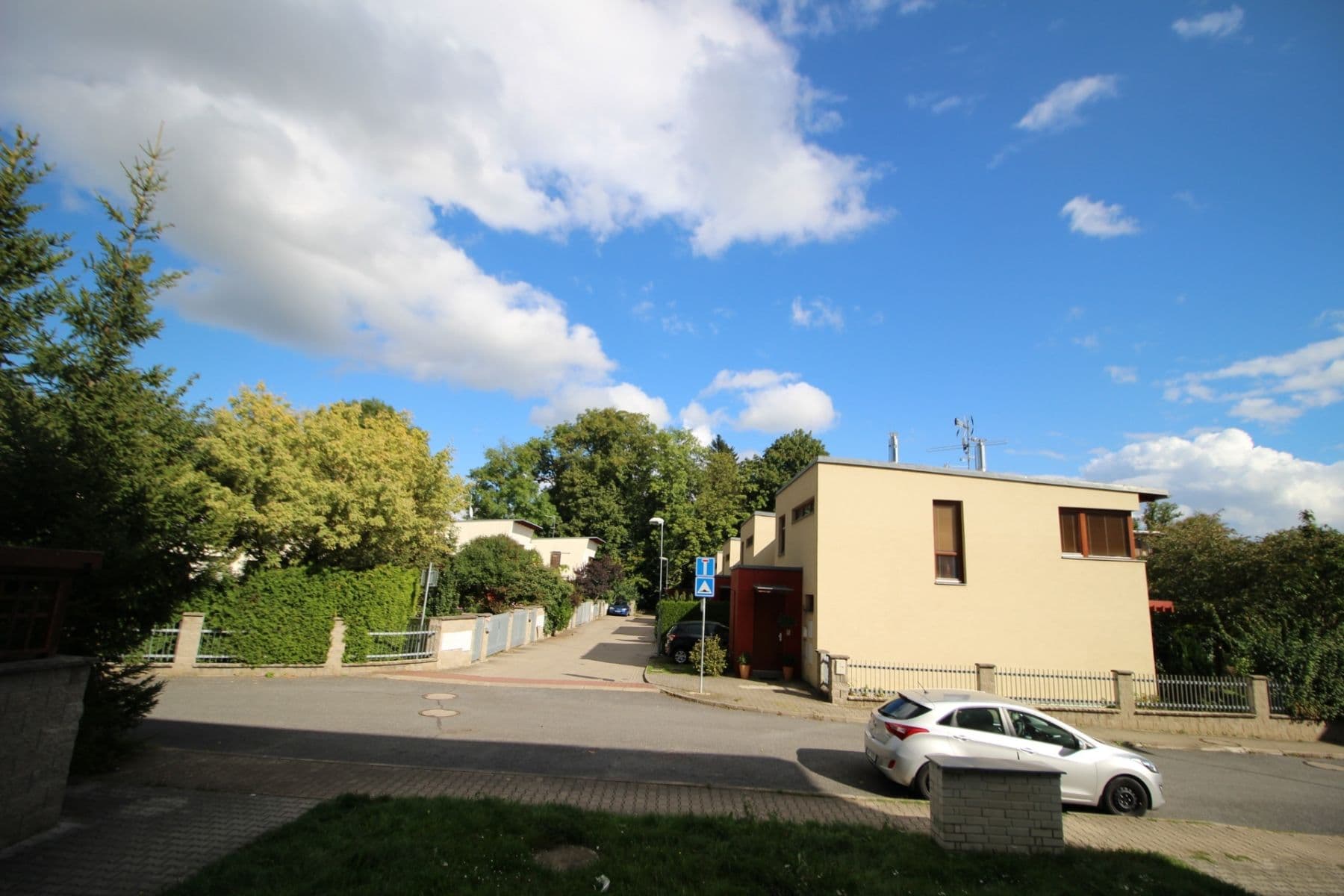 Studio flat to rent, 42 m², Ohradní, Kamenice, Středočeský Region Studio flat to rent, 42 m², Ohradní, Kamenice, Středočeský Region