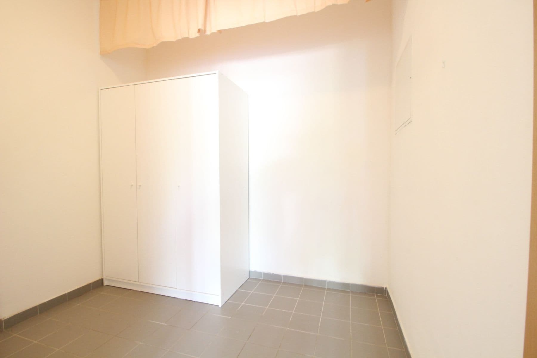 Studio flat to rent, 42 m², Ohradní, Kamenice, Středočeský Region Studio flat to rent, 42 m², Ohradní, Kamenice, Středočeský Region