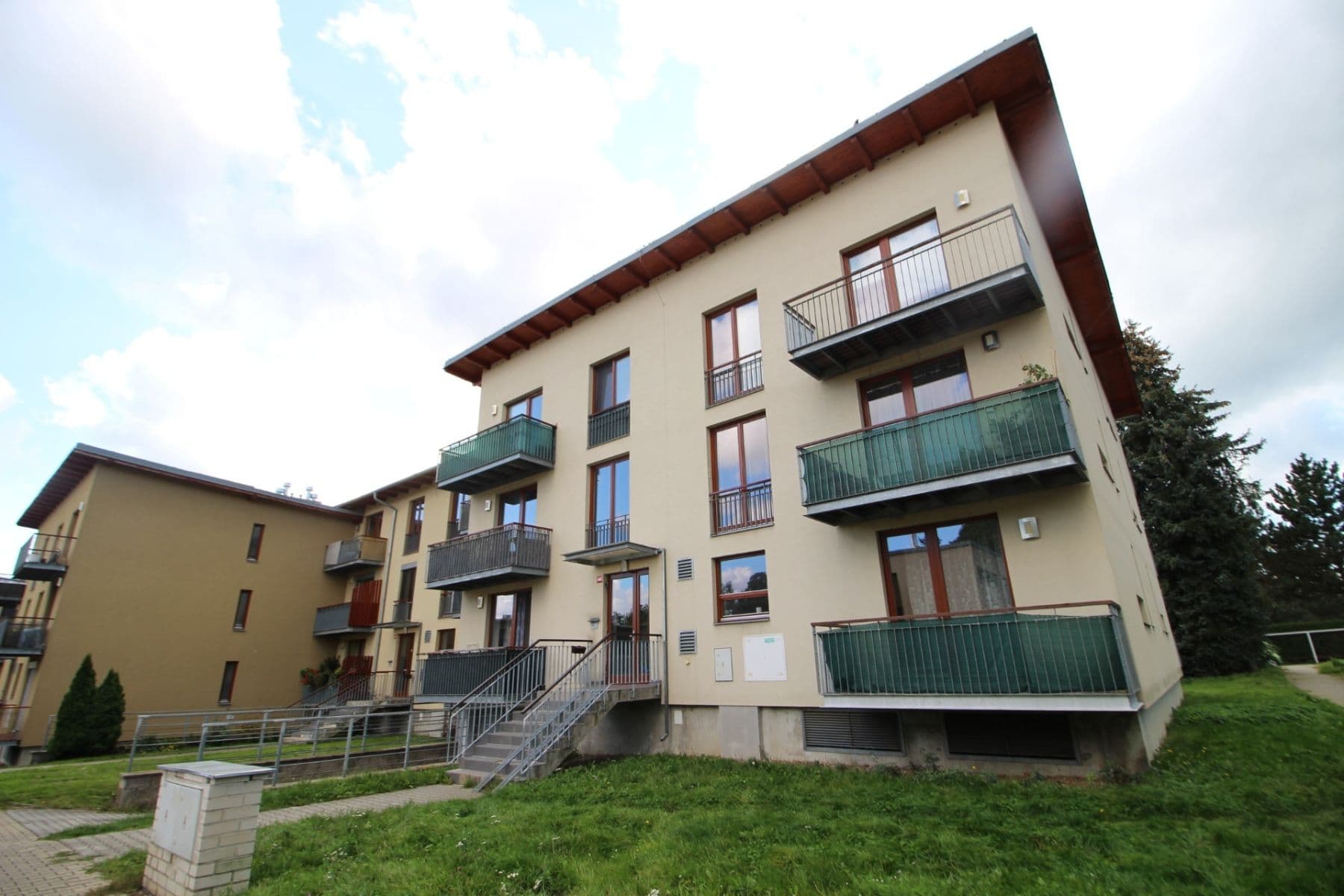 Studio flat to rent, 42 m², Ohradní, Kamenice, Středočeský Region Studio flat to rent, 42 m², Ohradní, Kamenice, Středočeský Region