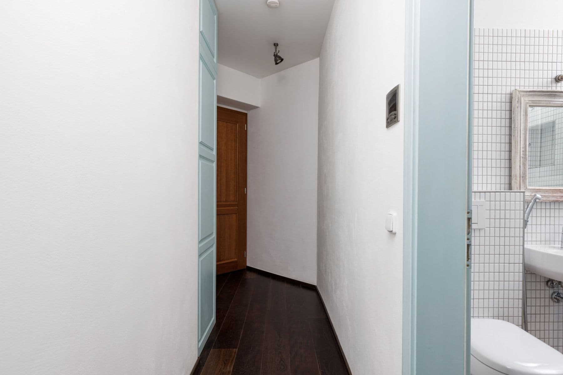 1 bedroom with open-plan kitchen flat to rent, 43 m², Kubelíkova, Prague, Prague 1 bedroom with open-plan kitchen flat to rent, 43 m², Kubelíkova, Prague, Prague
