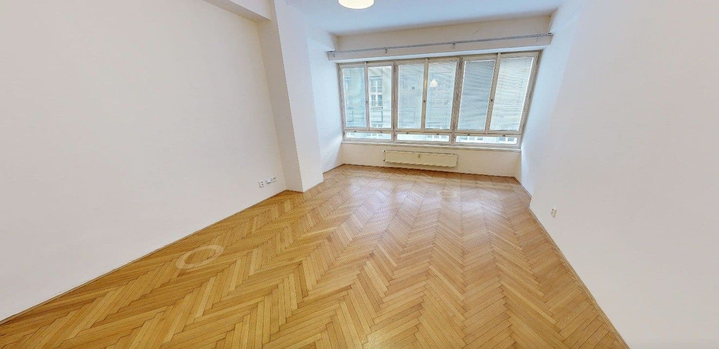 3 bedroom flat to rent, 135 m², Jungmannova, Prague, Prague 3 bedroom flat to rent, 135 m², Jungmannova, Prague, Prague