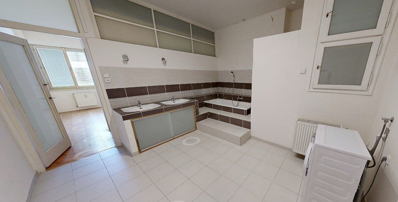 3 bedroom flat to rent, 135 m², Jungmannova, Prague, Prague 3 bedroom flat to rent, 135 m², Jungmannova, Prague, Prague