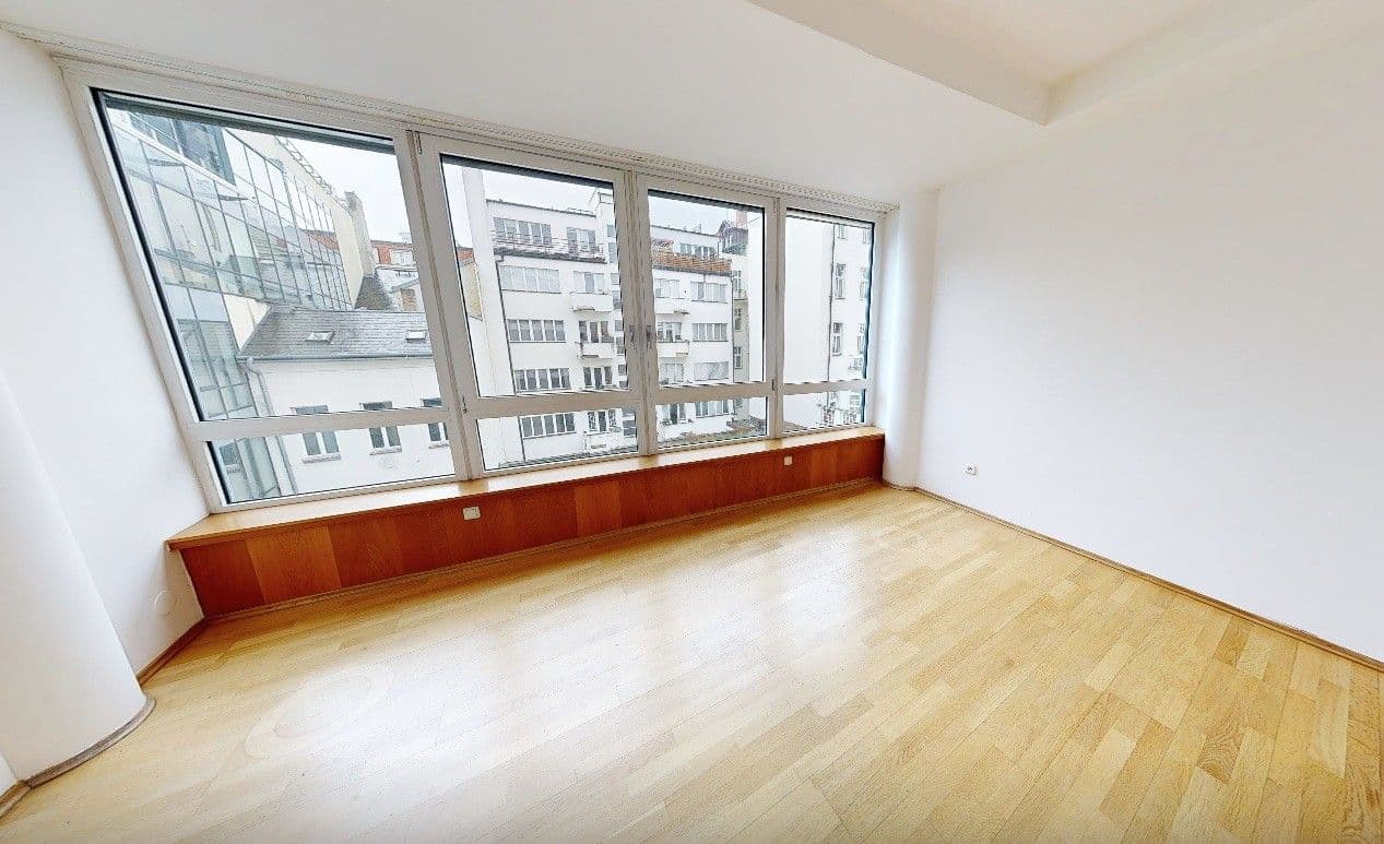 3 bedroom flat to rent, 130 m², Jungmannova, Prague, Prague 3 bedroom flat to rent, 130 m², Jungmannova, Prague, Prague