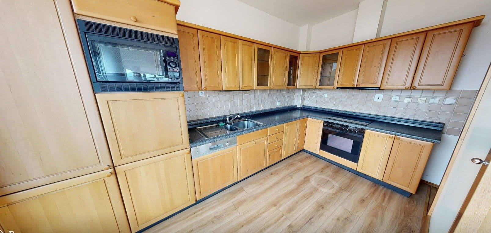 3 bedroom flat to rent, 130 m², Jungmannova, Prague, Prague 3 bedroom flat to rent, 130 m², Jungmannova, Prague, Prague
