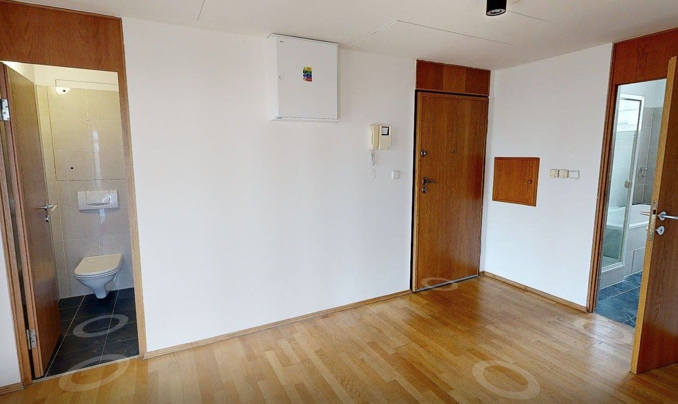 3 bedroom flat to rent, 130 m², Jungmannova, Prague, Prague 3 bedroom flat to rent, 130 m², Jungmannova, Prague, Prague