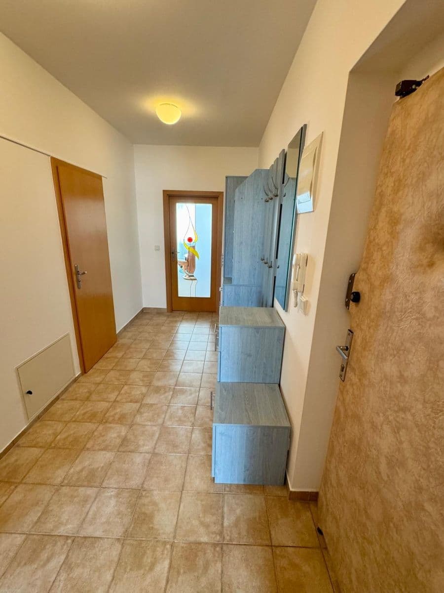 2 bedroom with open-plan kitchen flat for sale, 76 m², Pastevců, Prague, Prague 2 bedroom with open-plan kitchen flat for sale, 76 m², Pastevců, Prague, Prague