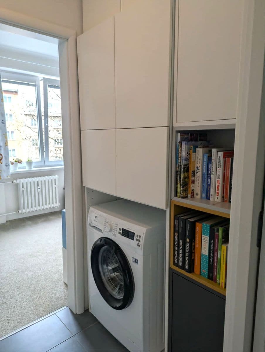 2 bedroom with open-plan kitchen flat to rent, 53 m², Hartigova, Prague, Prague 2 bedroom with open-plan kitchen flat to rent, 53 m², Hartigova, Prague, Prague