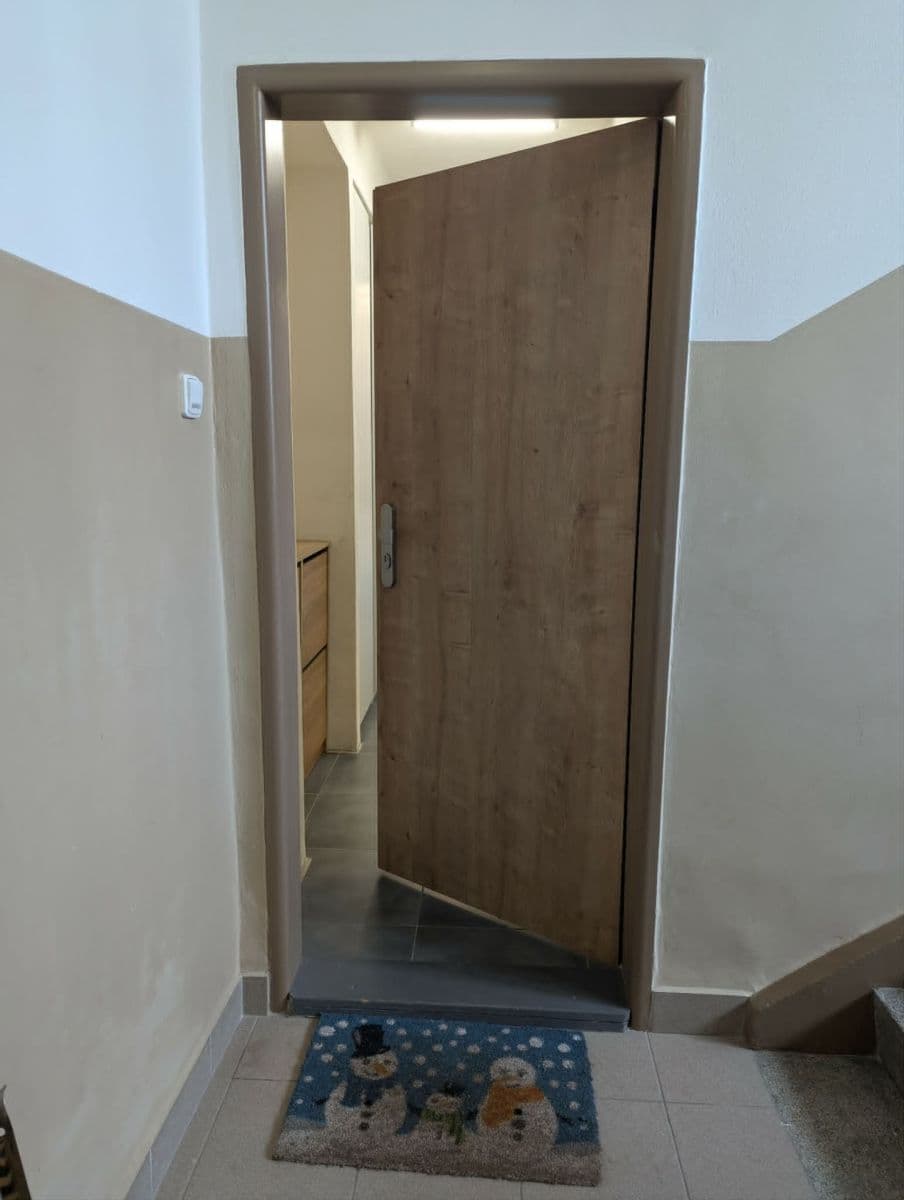 2 bedroom with open-plan kitchen flat to rent, 53 m², Hartigova, Prague, Prague 2 bedroom with open-plan kitchen flat to rent, 53 m², Hartigova, Prague, Prague