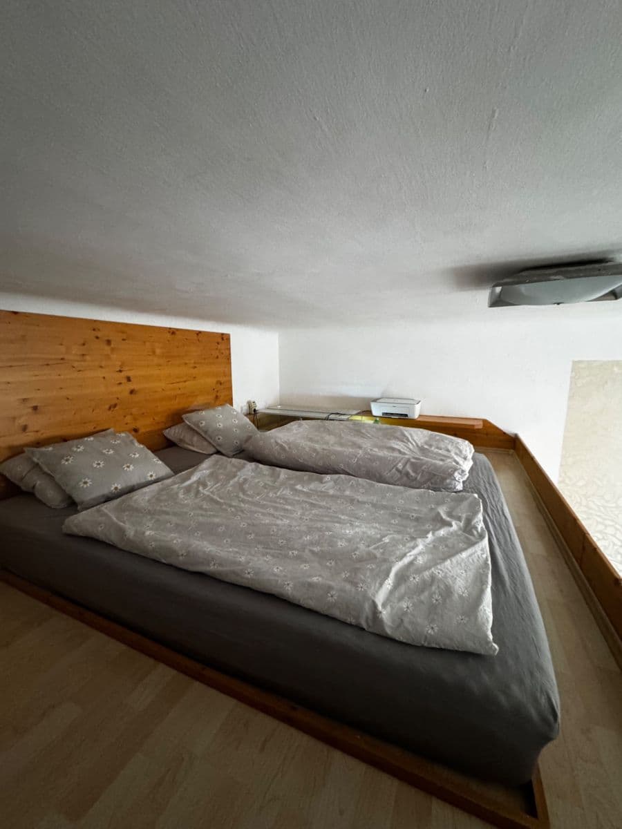 Studio flat to rent, 22 m², Na Žertvách, Prague, Prague Studio flat to rent, 22 m², Na Žertvách, Prague, Prague