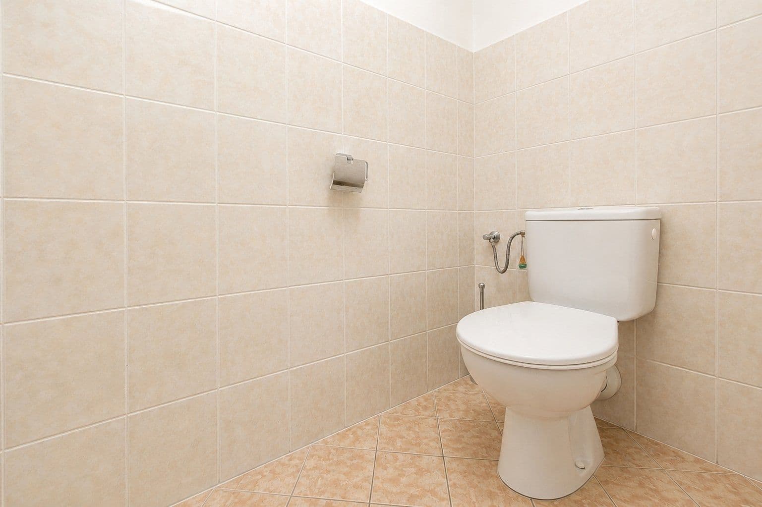 Studio flat to rent, 50 m², Kmochova, Hostivice, Středočeský Region Studio flat to rent, 50 m², Kmochova, Hostivice, Středočeský Region
