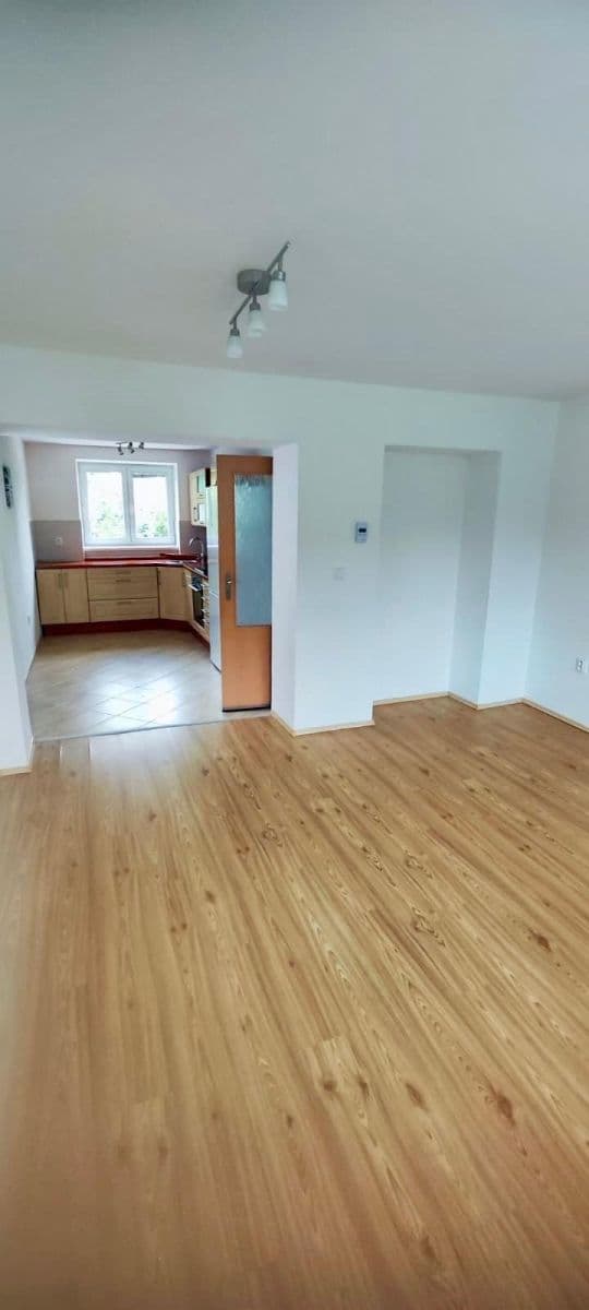 2 bedroom flat to rent, 54 m², Úlehlova, Strážnice, Jihomoravský Region 2 bedroom flat to rent, 54 m², Úlehlova, Strážnice, Jihomoravský Region