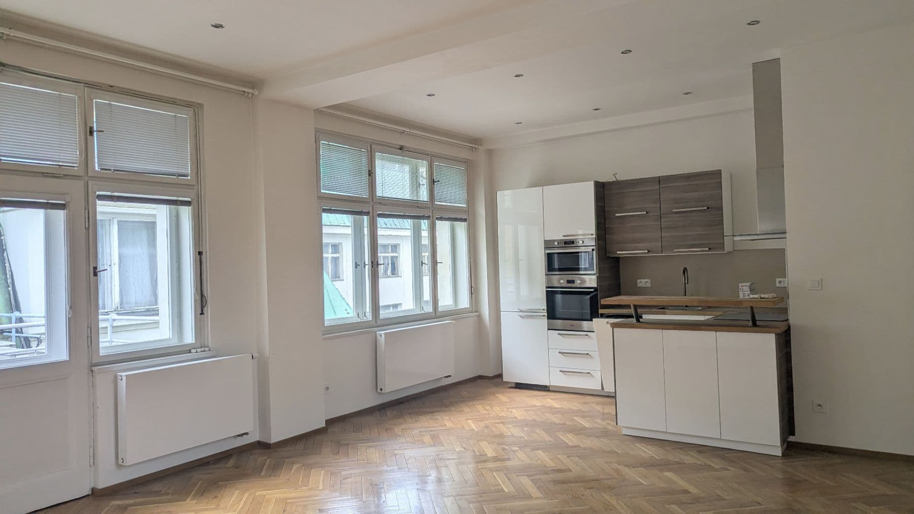 1 bedroom with open-plan kitchen flat to rent, 73 m², Vodičkova, Prague, Prague 1 bedroom with open-plan kitchen flat to rent, 73 m², Vodičkova, Prague, Prague