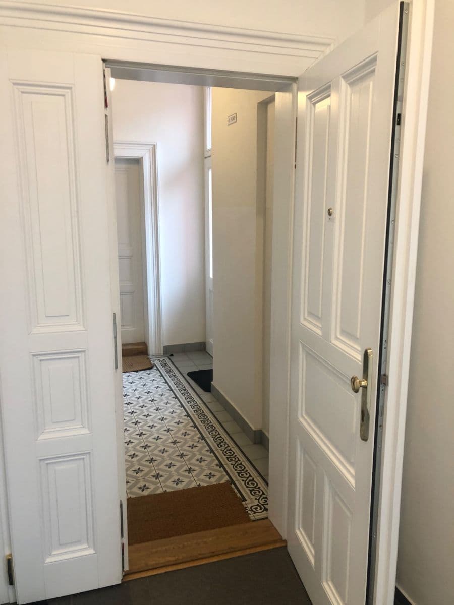 2 bedroom with open-plan kitchen flat to rent, 75 m², Na Celné, Prague, Prague 2 bedroom with open-plan kitchen flat to rent, 75 m², Na Celné, Prague, Prague