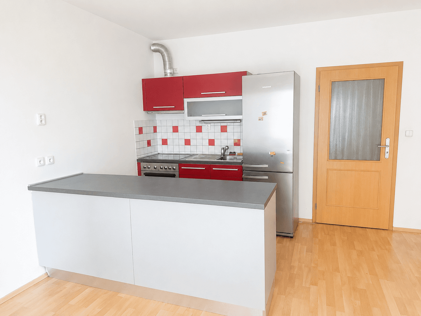 1 bedroom with open-plan kitchen flat to rent, 56 m², Petržílkova, Prague, Prague 1 bedroom with open-plan kitchen flat to rent, 56 m², Petržílkova, Prague, Prague