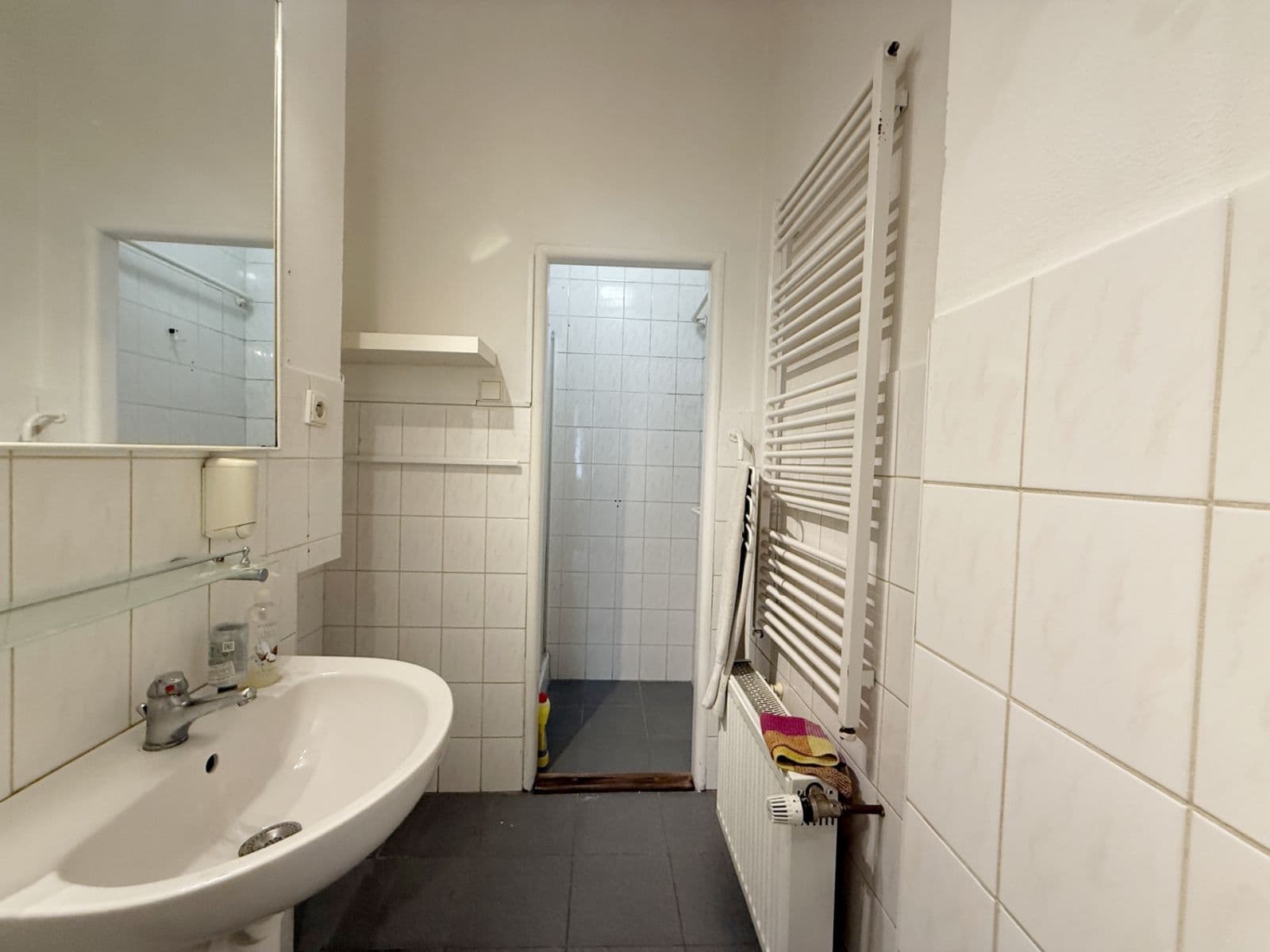 3 bedroom with open-plan kitchen flat to rent, 90 m², Sevastopolská, Prague, Prague 3 bedroom with open-plan kitchen flat to rent, 90 m², Sevastopolská, Prague, Prague