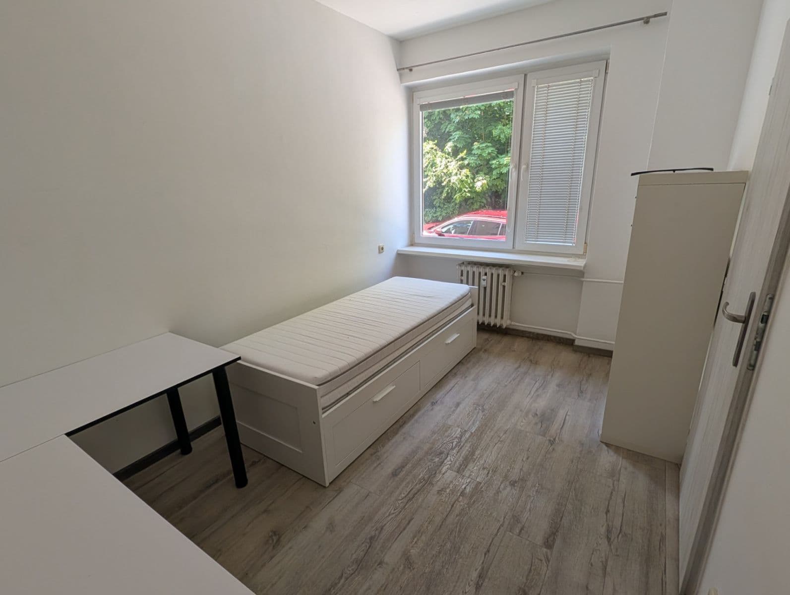 3 bedroom with open-plan kitchen flat to rent, 70 m², Fabiánova, Prague, Prague 3 bedroom with open-plan kitchen flat to rent, 70 m², Fabiánova, Prague, Prague