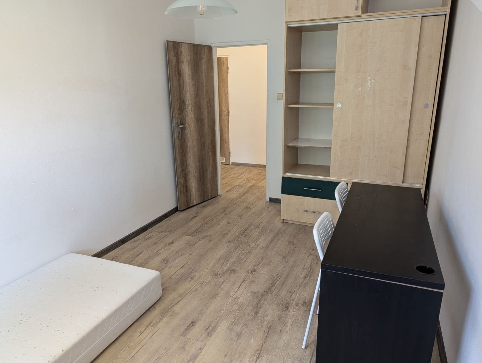 3 bedroom with open-plan kitchen flat to rent, 70 m², Fabiánova, Prague, Prague 3 bedroom with open-plan kitchen flat to rent, 70 m², Fabiánova, Prague, Prague