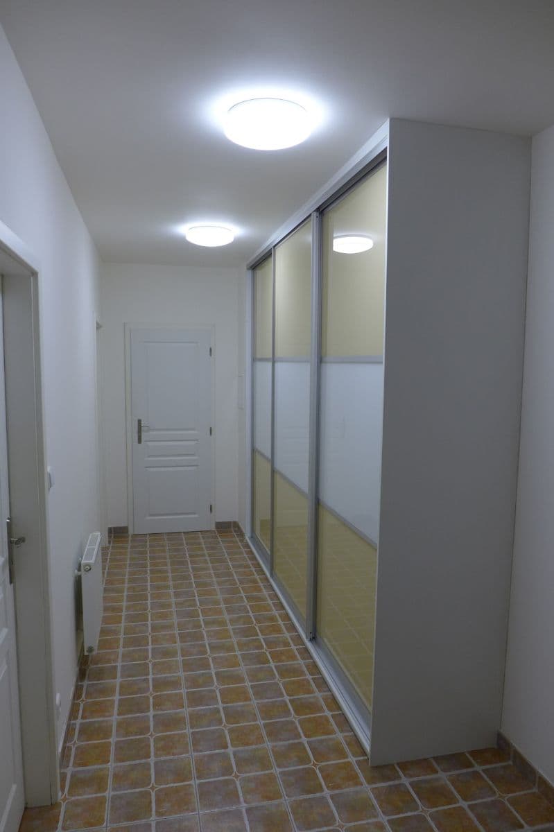 1 bedroom with open-plan kitchen flat to rent, 82 m², Na Harfě, Prague, Prague 1 bedroom with open-plan kitchen flat to rent, 82 m², Na Harfě, Prague, Prague