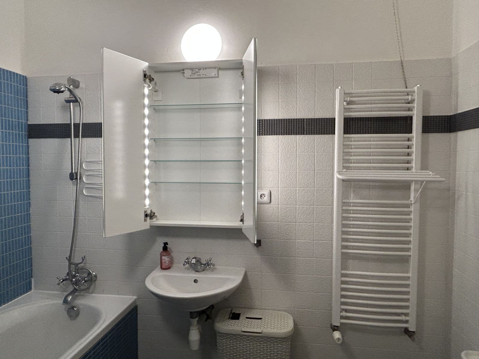 flat to rent, 57 m², Lužická, Prague, Prague flat to rent, 57 m², Lužická, Prague, Prague